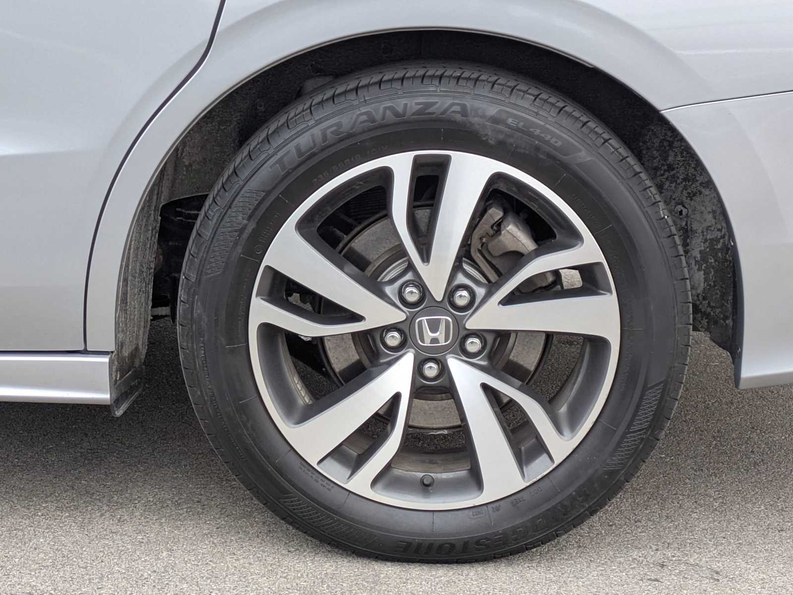 Thumbnail: 2023 Honda Odyssey - 13