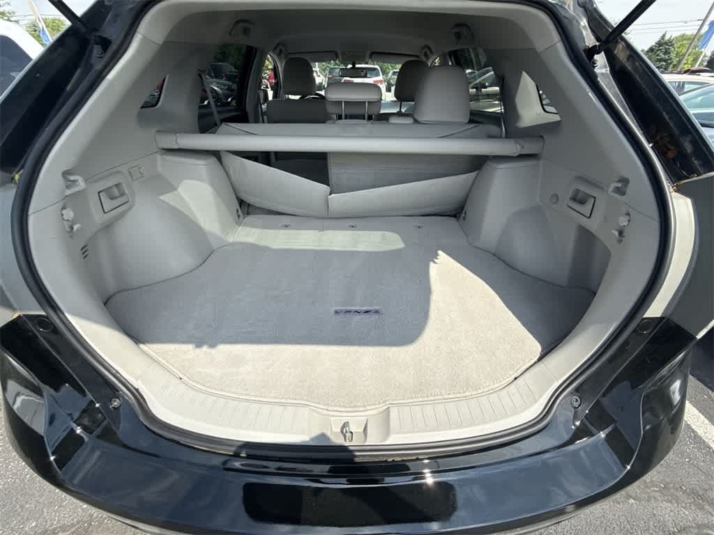 Thumbnail: 2013 Toyota Venza - 31