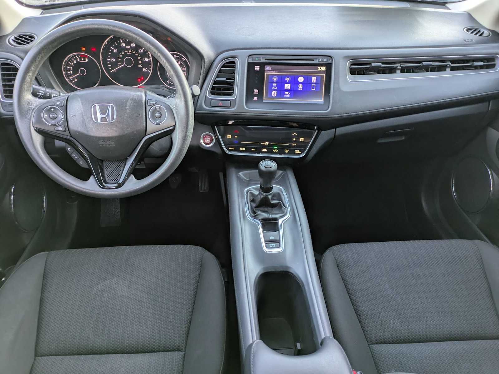 Thumbnail: 2017 Honda HR-V - 14