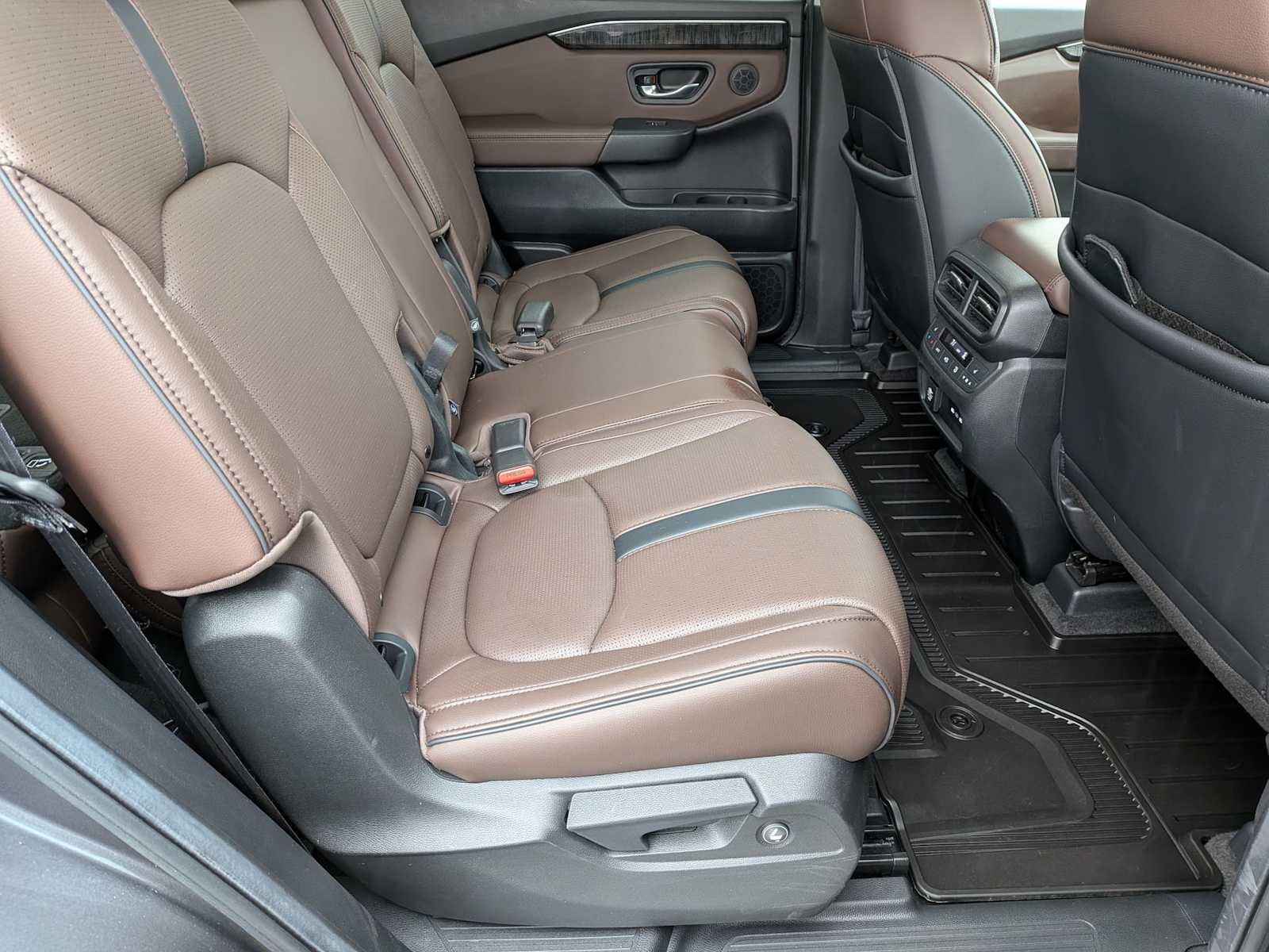 Thumbnail: 2025 Honda Pilot - 18