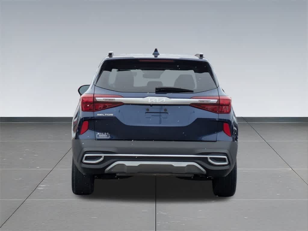 Thumbnail: 2023 Kia Seltos - 5