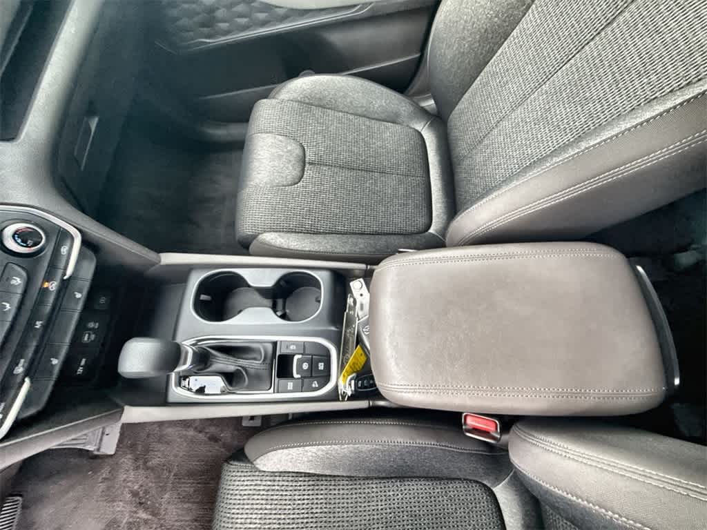 2019 Hyundai Santa Fe SEL 26