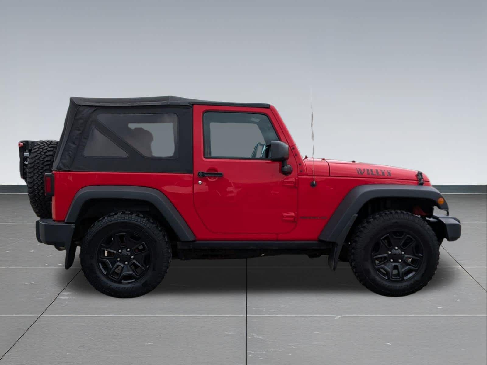 Thumbnail: 2016 Jeep Wrangler - 7
