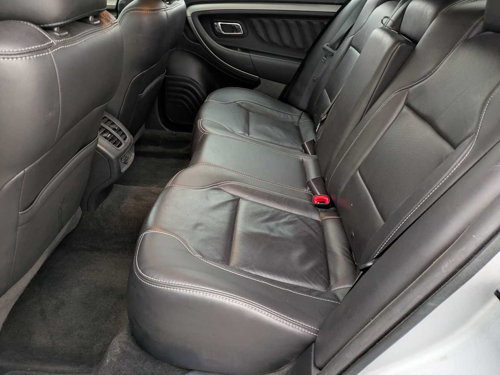 Thumbnail: 2013 Ford Taurus - 19