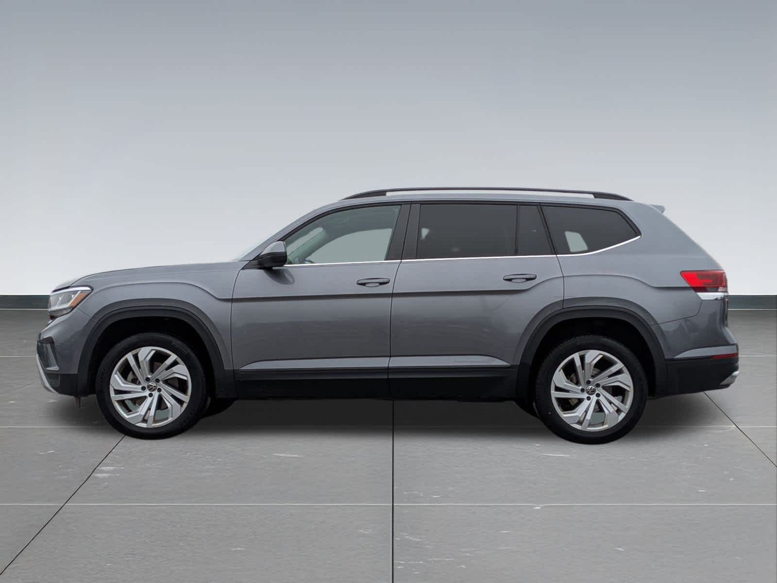 Thumbnail: 2022 Volkswagen Atlas - 3