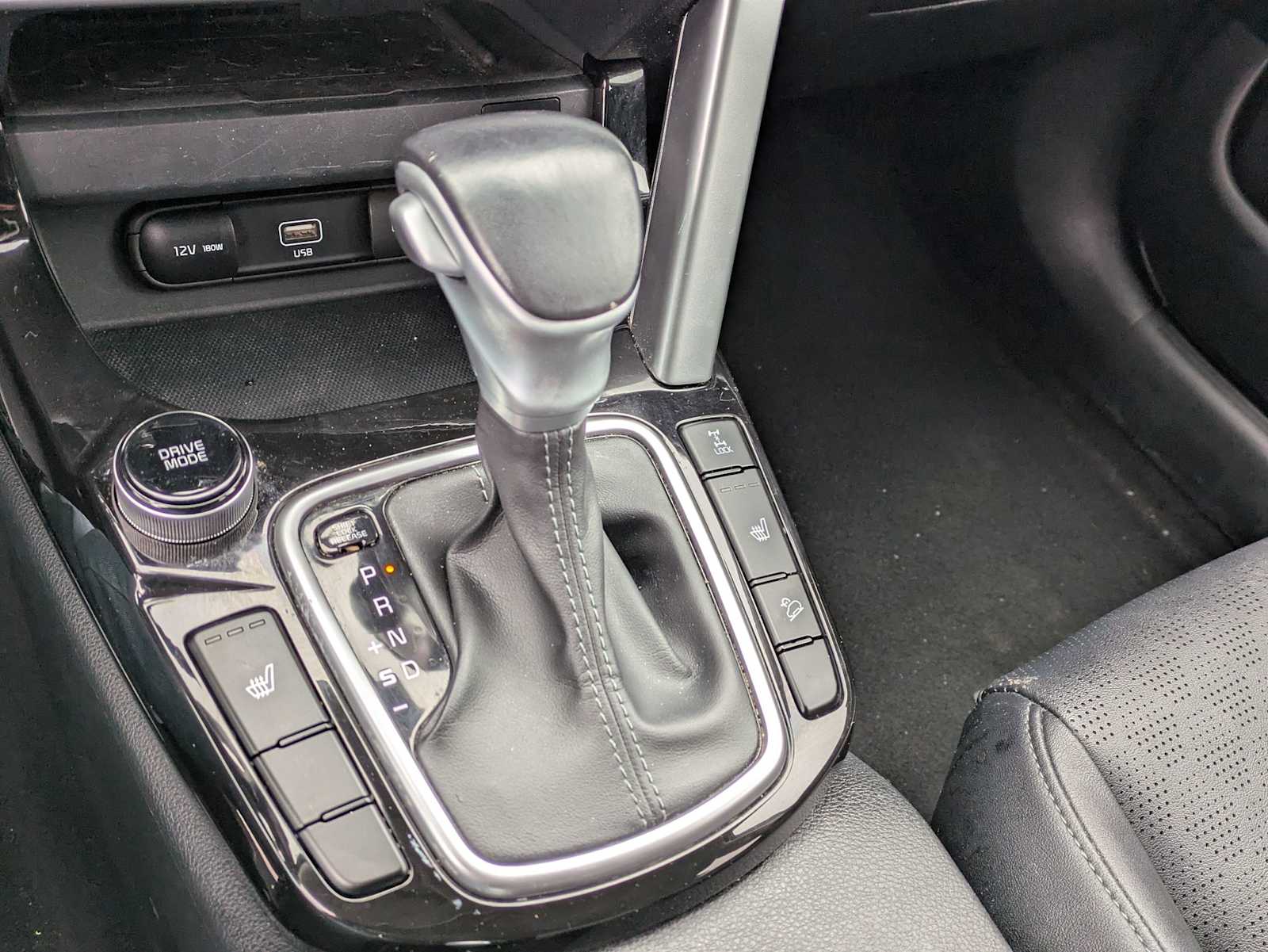 Thumbnail: 2023 Kia Seltos - 31