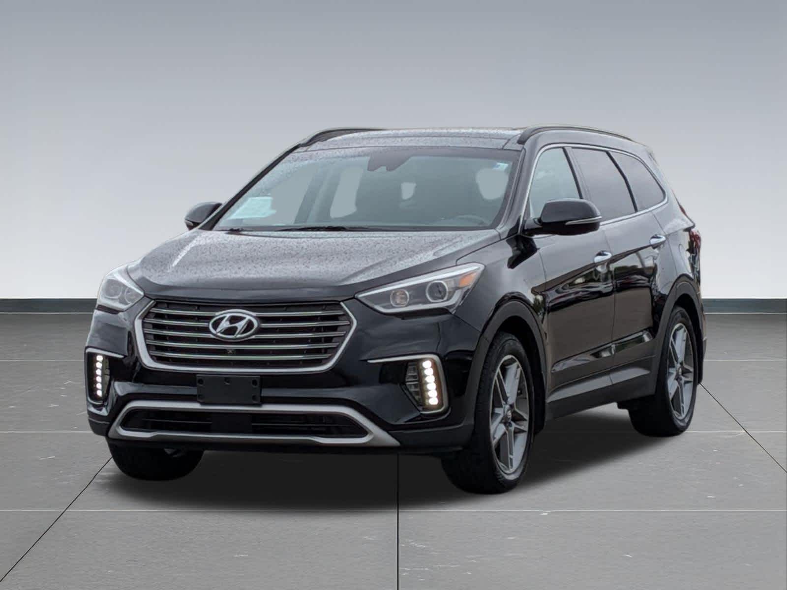 Thumbnail: 2018 Hyundai Santa Fe - 10