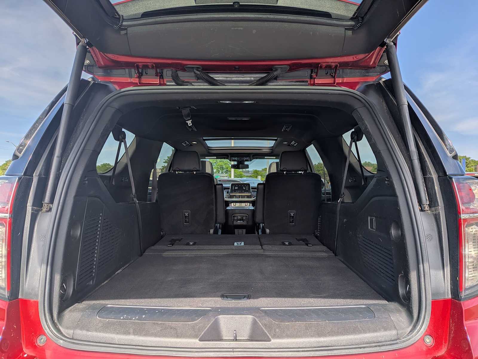 Thumbnail: 2021 Chevrolet Suburban - 24