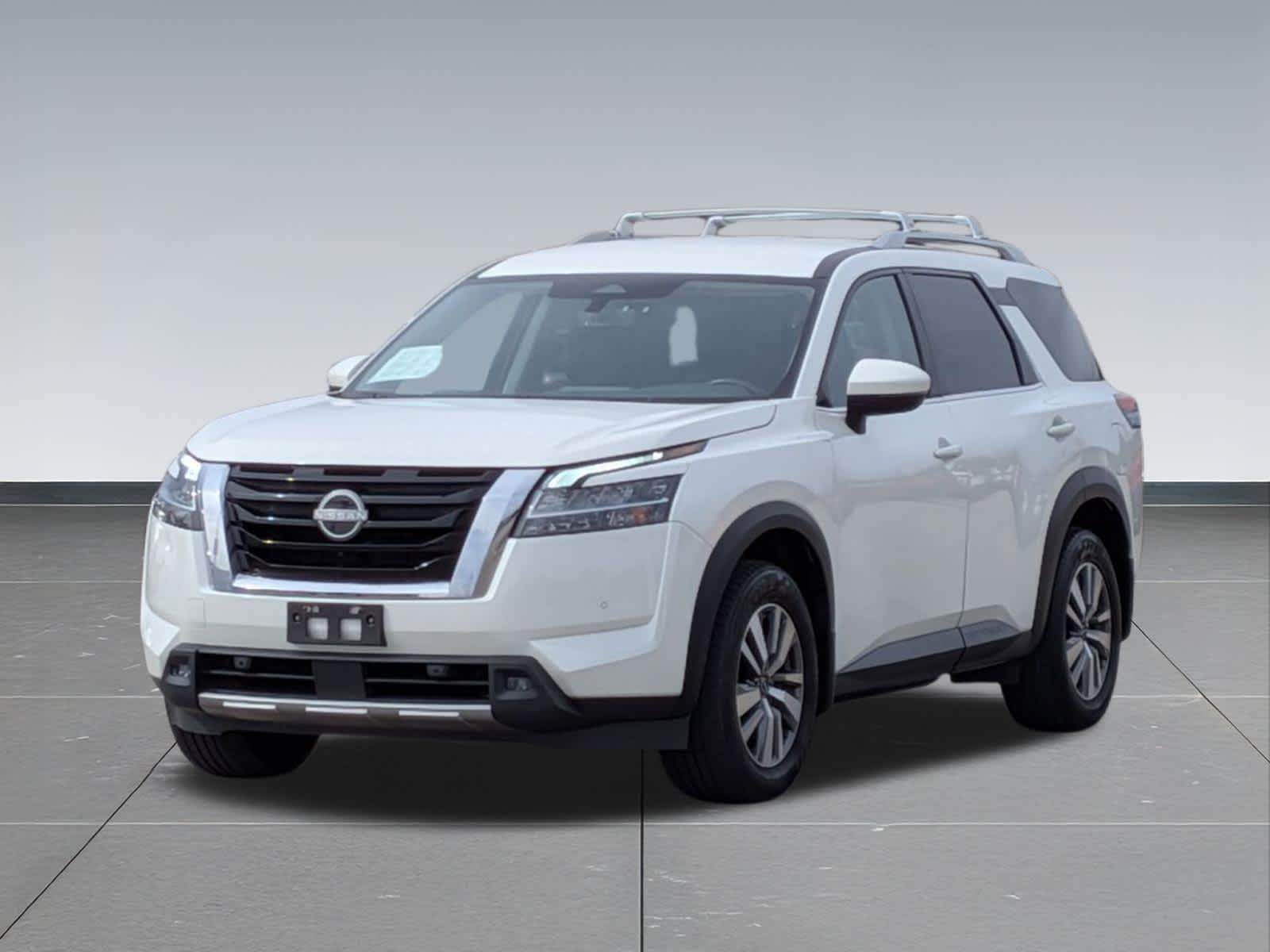 Thumbnail: 2023 Nissan Pathfinder - 9