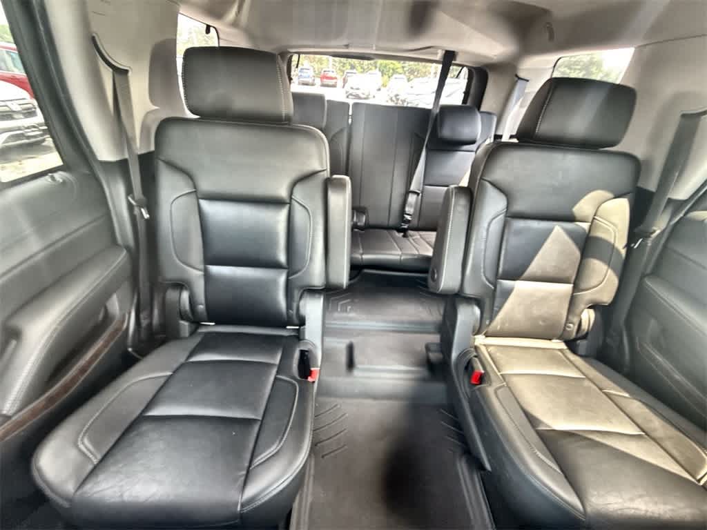 Thumbnail: 2019 Chevrolet Tahoe - 20