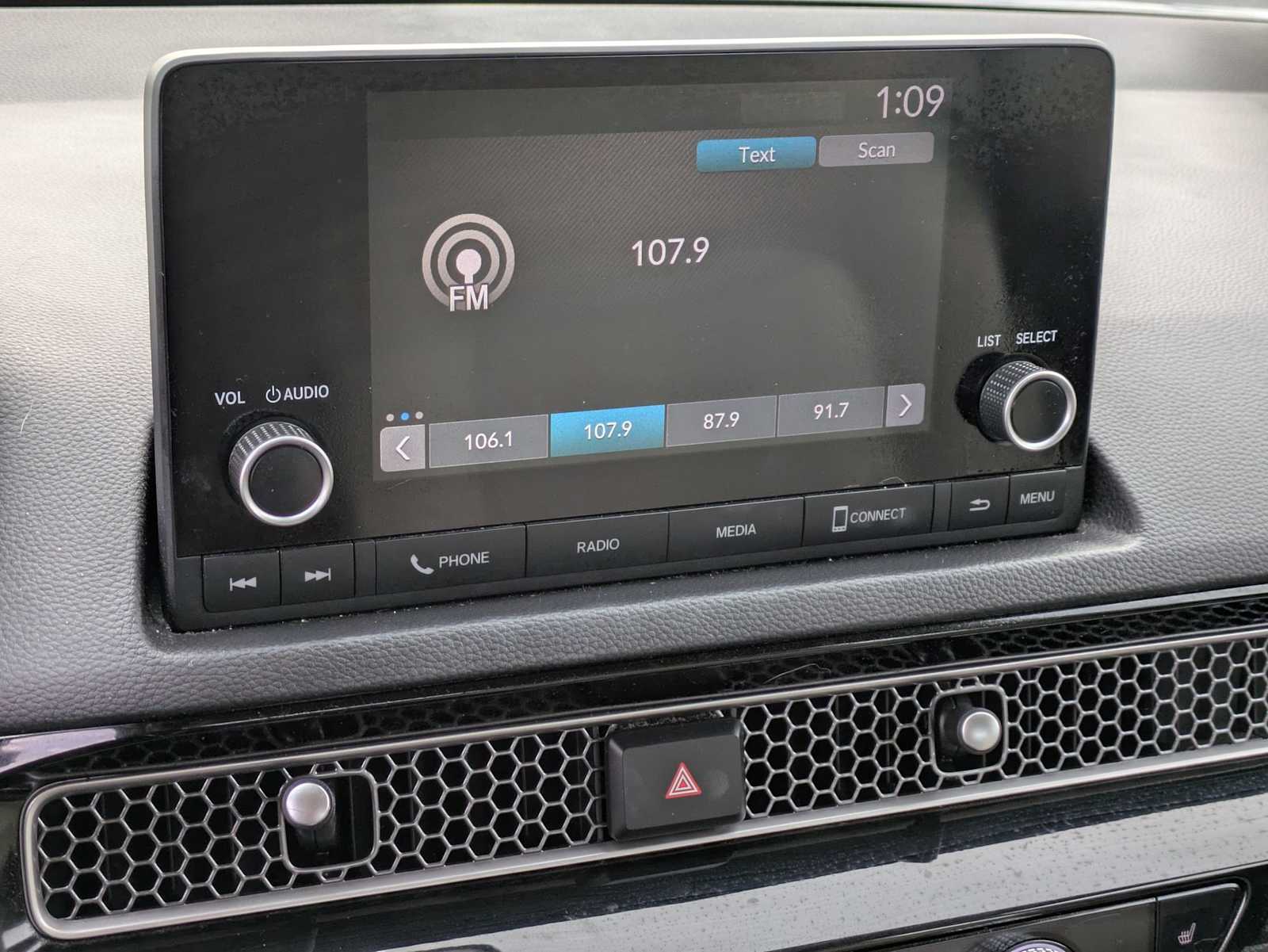 Thumbnail: 2023 Honda Civic - 27