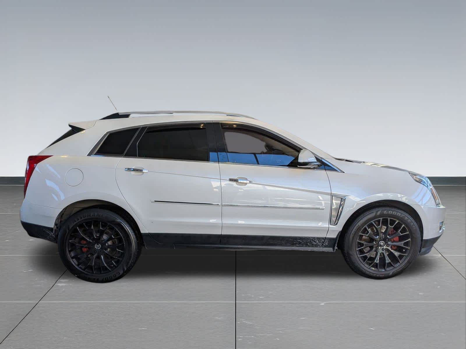 Thumbnail: 2016 Cadillac SRX - 7