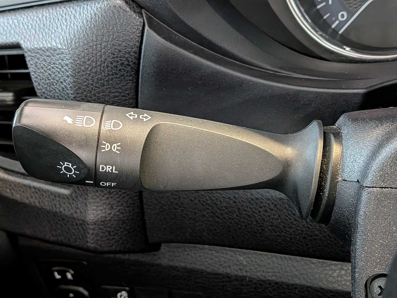 Thumbnail: 2015 Toyota Corolla - 24