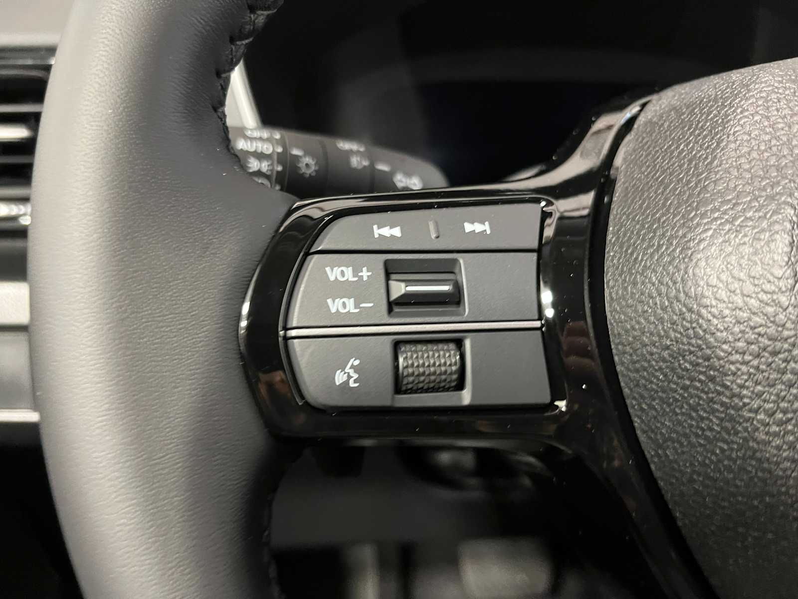 Thumbnail: 2026 Honda Pilot - 15