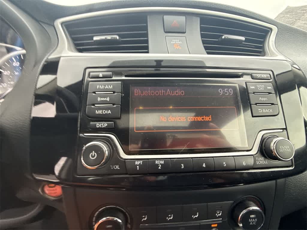 2016 Nissan Sentra SV 28
