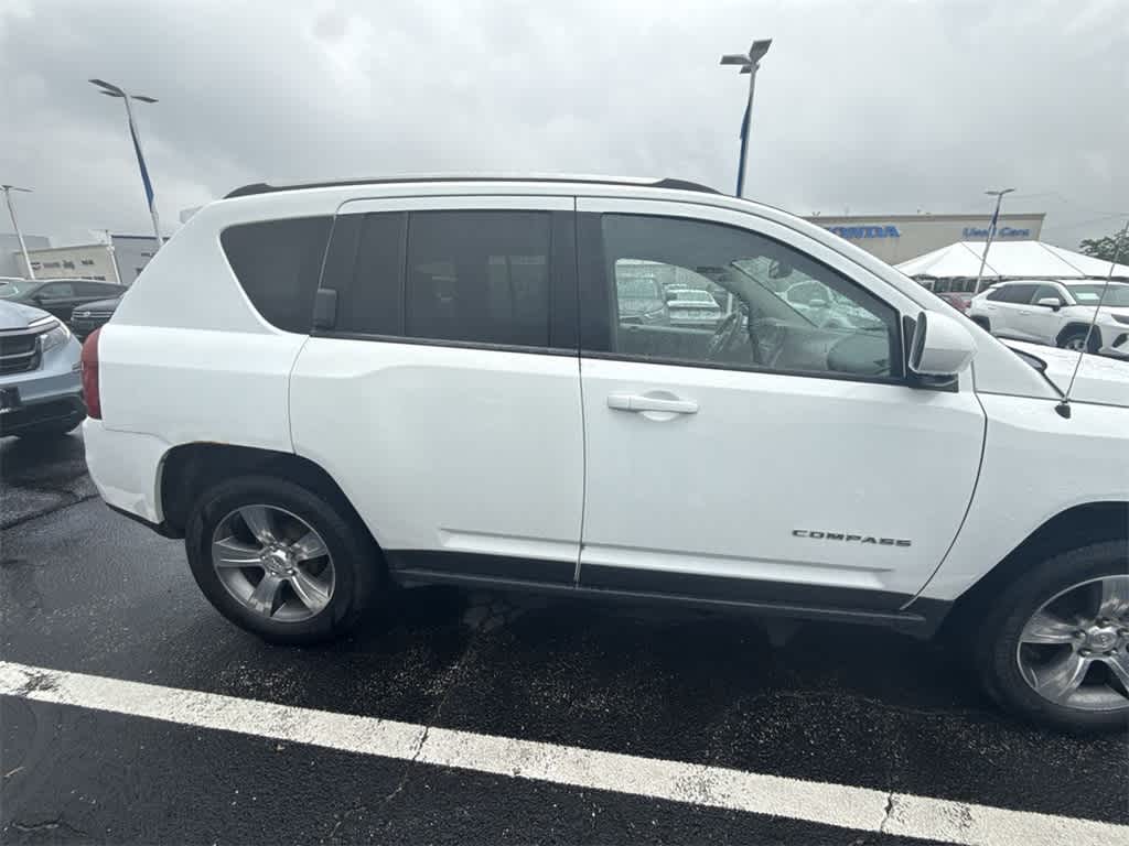 Thumbnail: 2017 Jeep Compass - 7