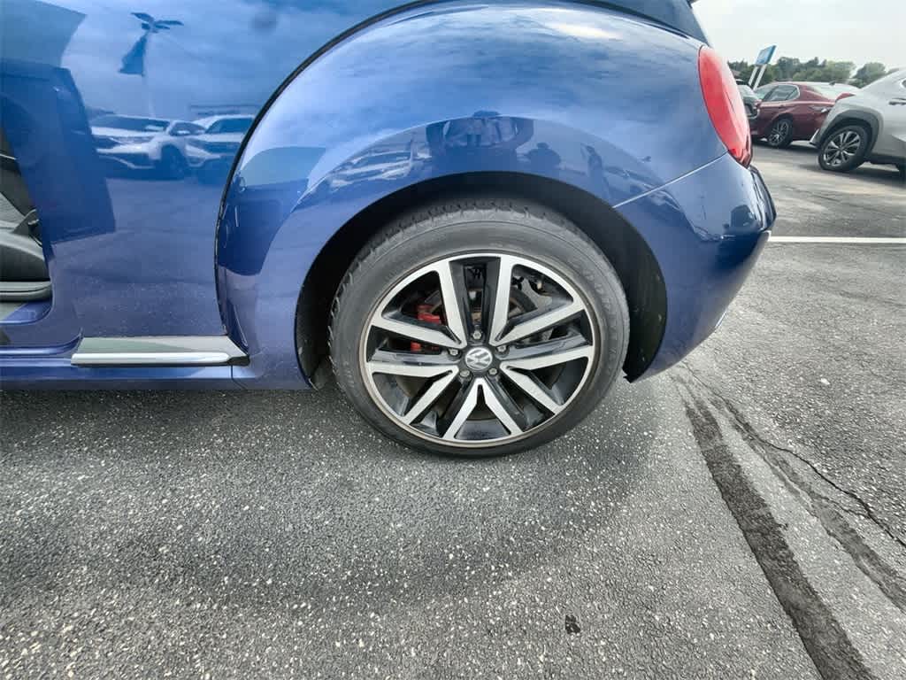 2012 Volkswagen Beetle  13