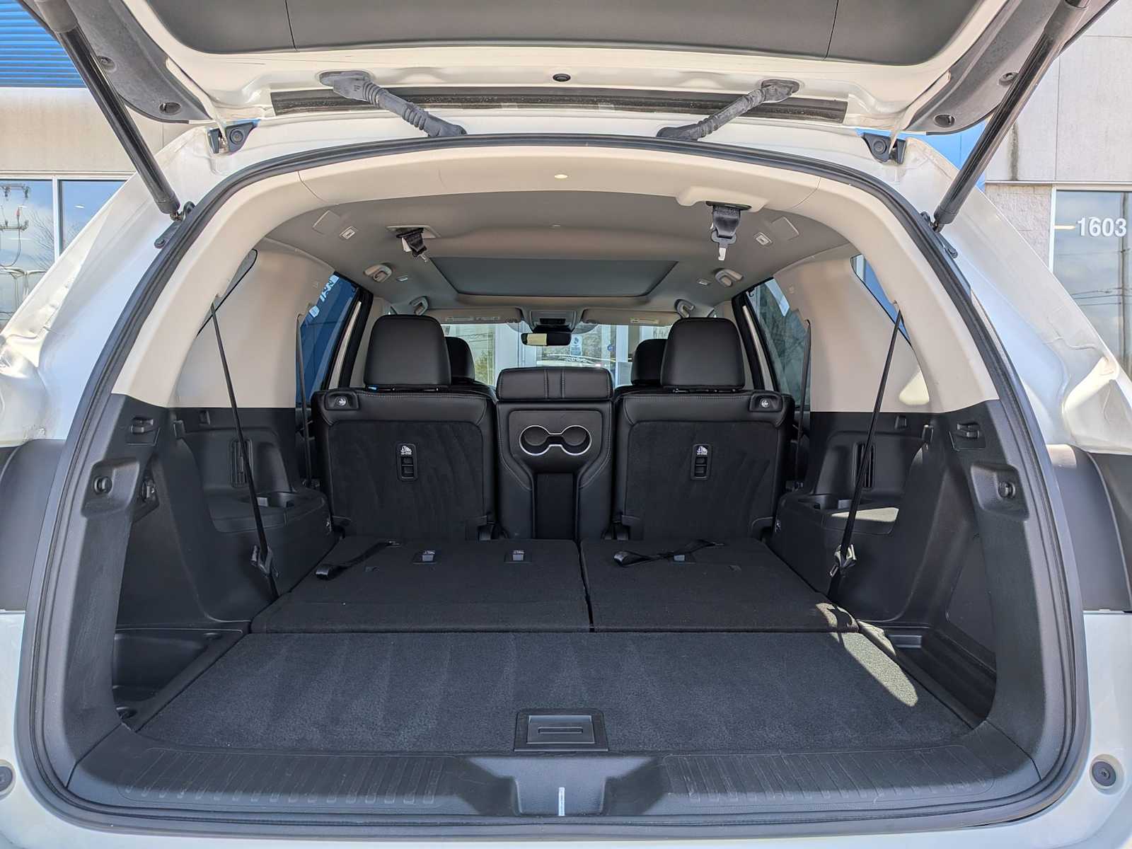 Thumbnail: 2024 Honda Pilot - 33