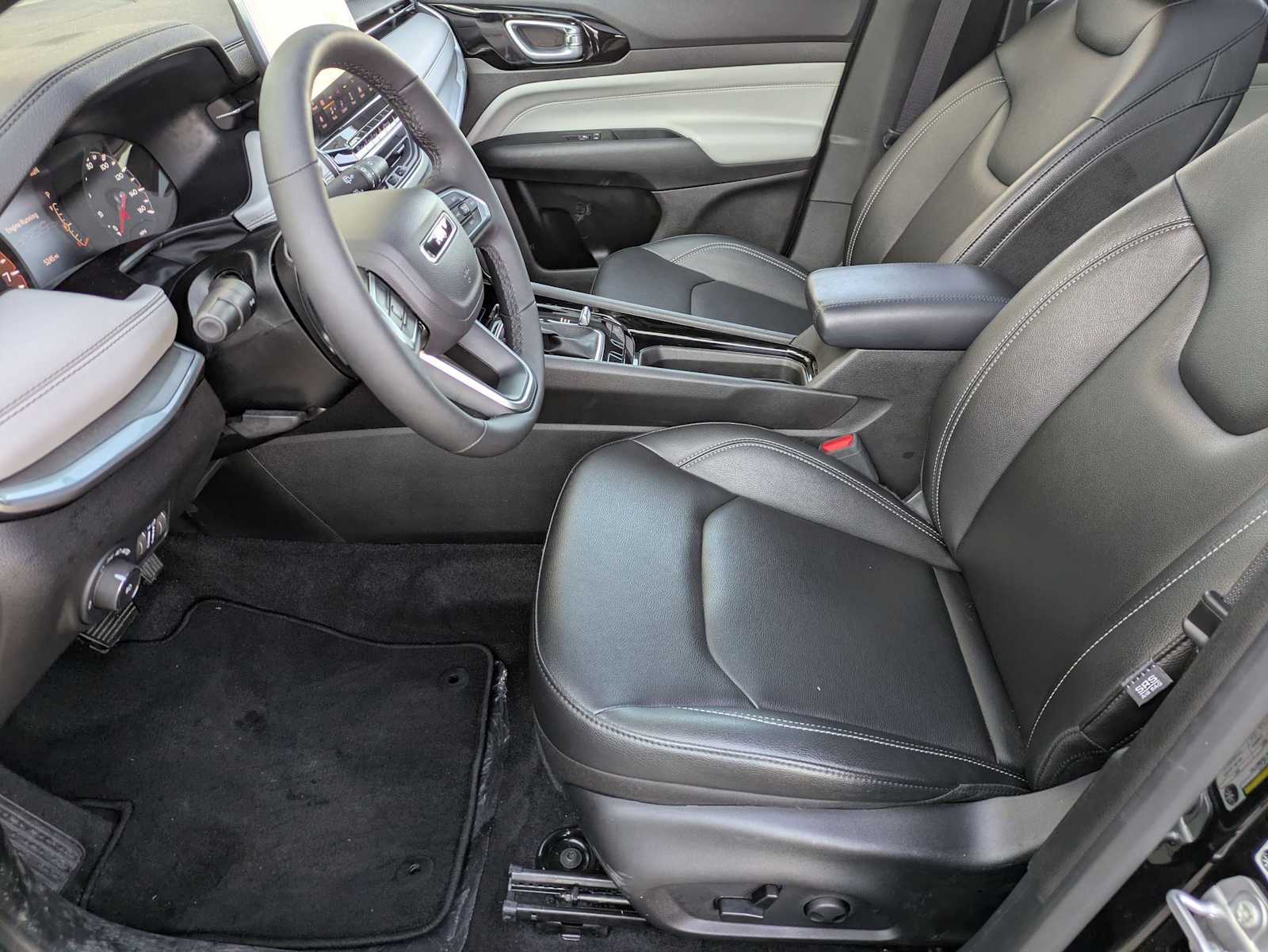 Thumbnail: 2025 Jeep Compass - 15