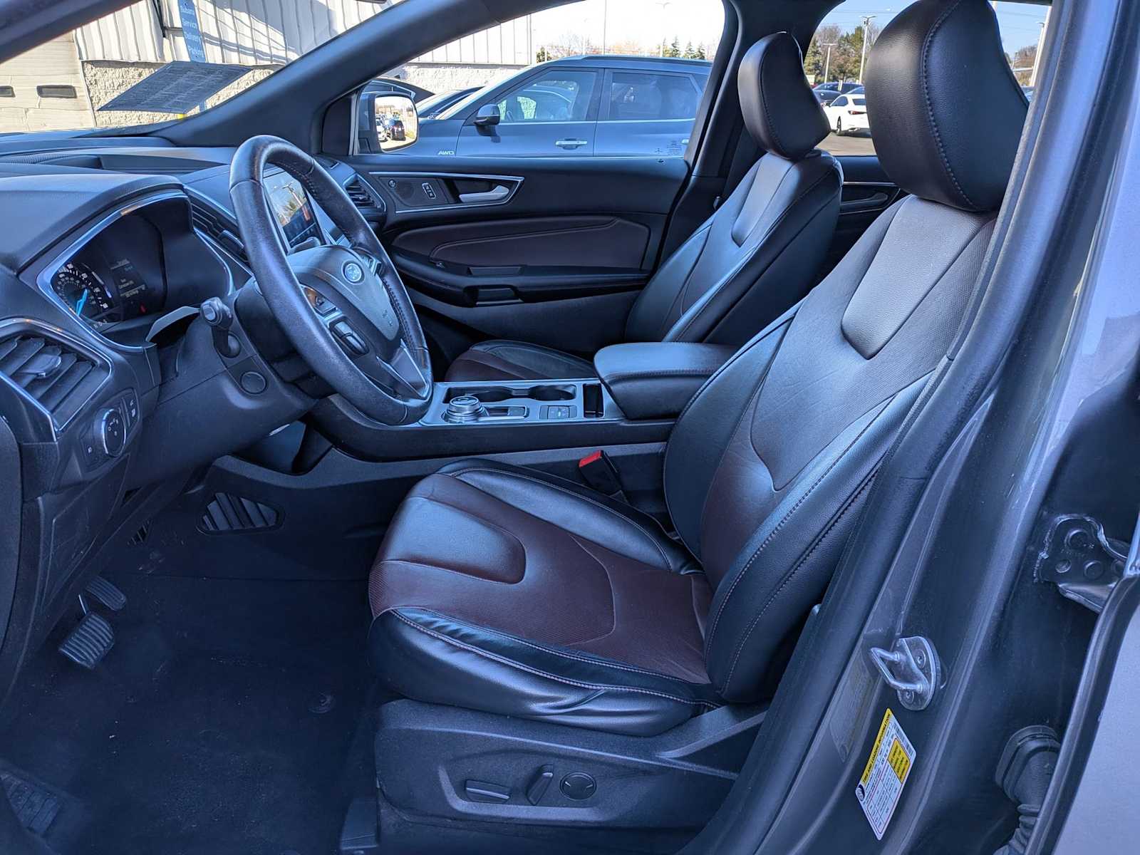 Thumbnail: 2021 Ford Edge - 15