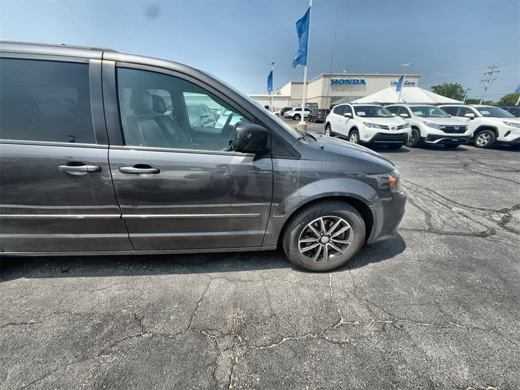 2017 Dodge Grand Caravan GT 8