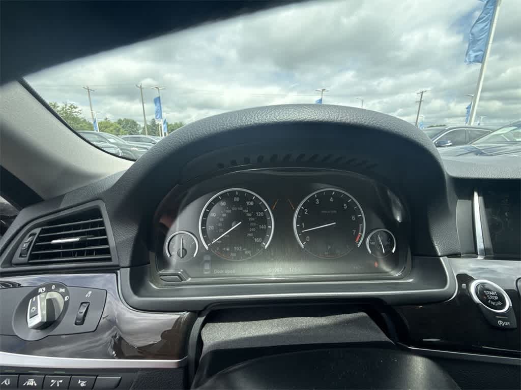 Thumbnail: 2014 BMW 5 Series - 33