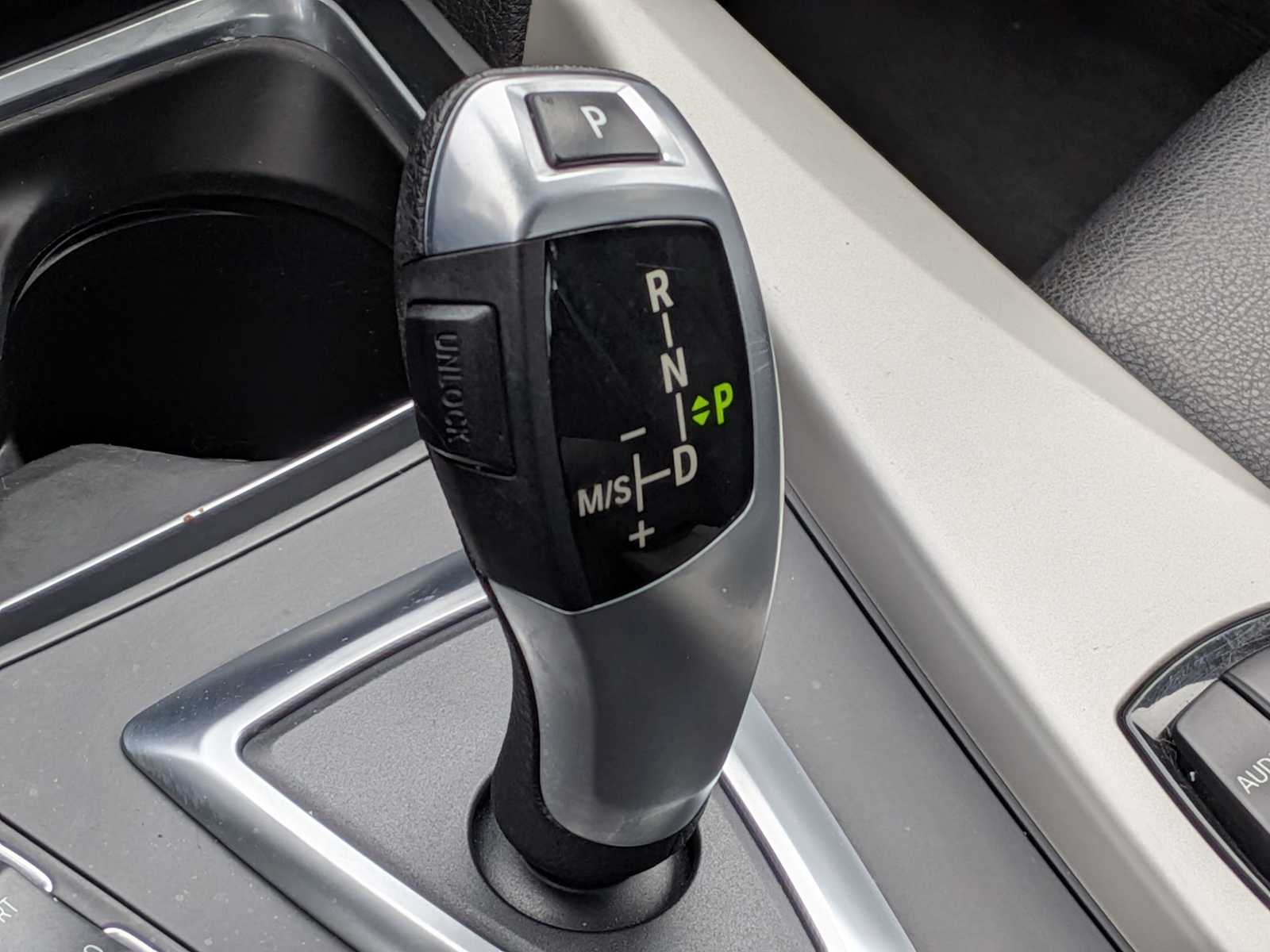 Thumbnail: 2015 BMW 3 Series - 28