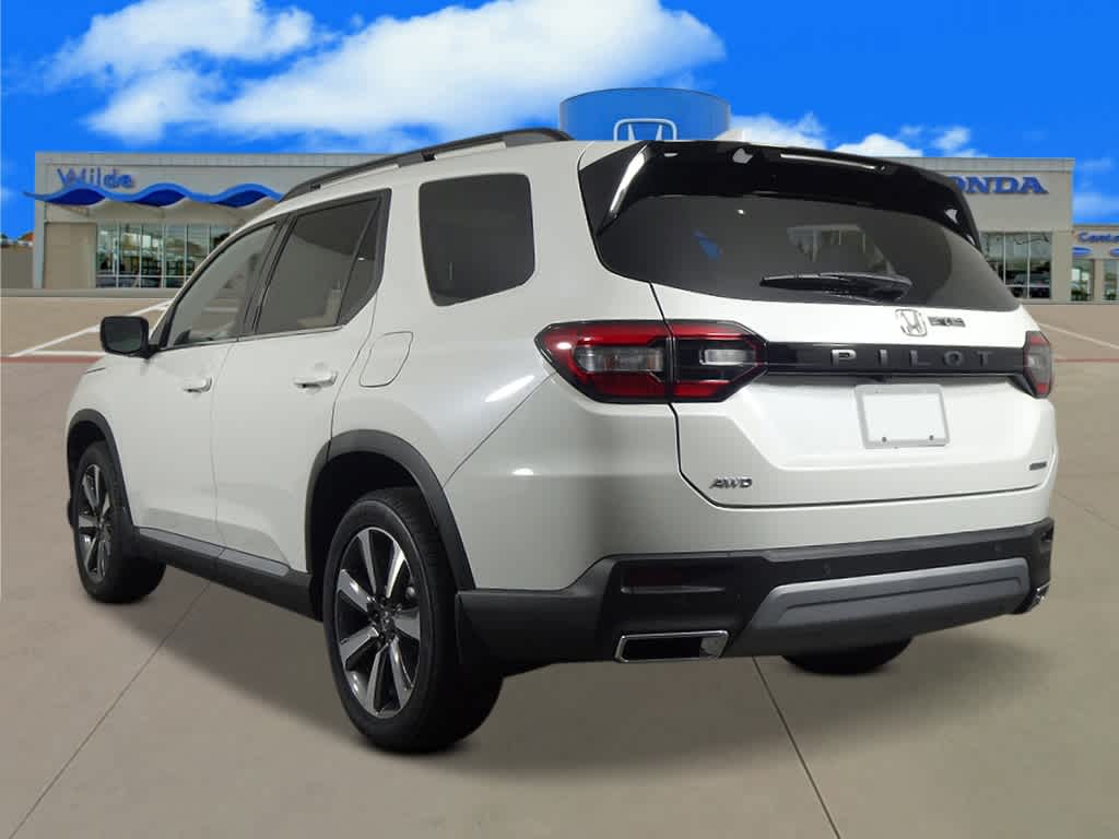 2025 Honda Pilot Touring photo 3