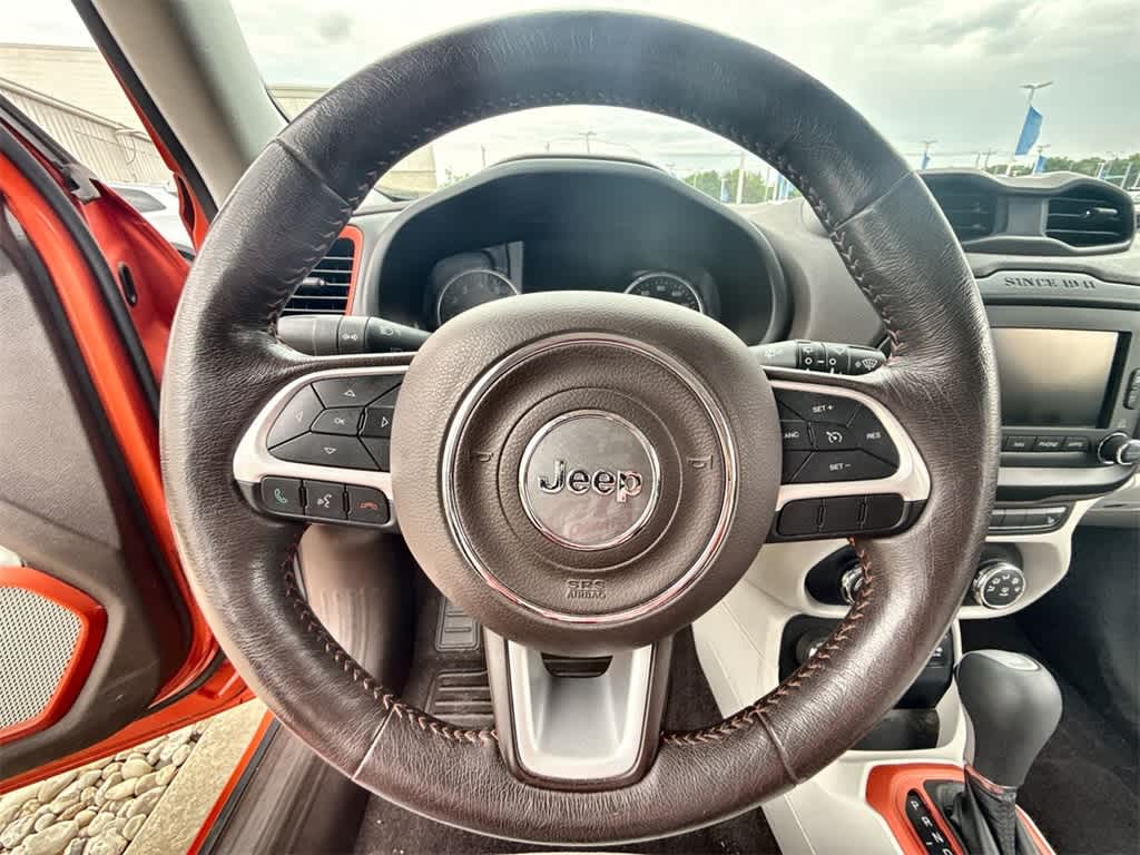 Thumbnail: 2017 Jeep Renegade - 21