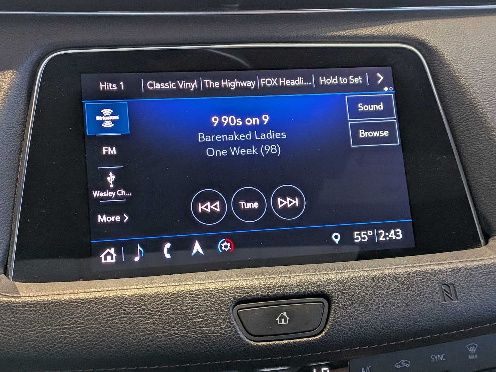 Thumbnail: 2019 Cadillac XT4 - 29