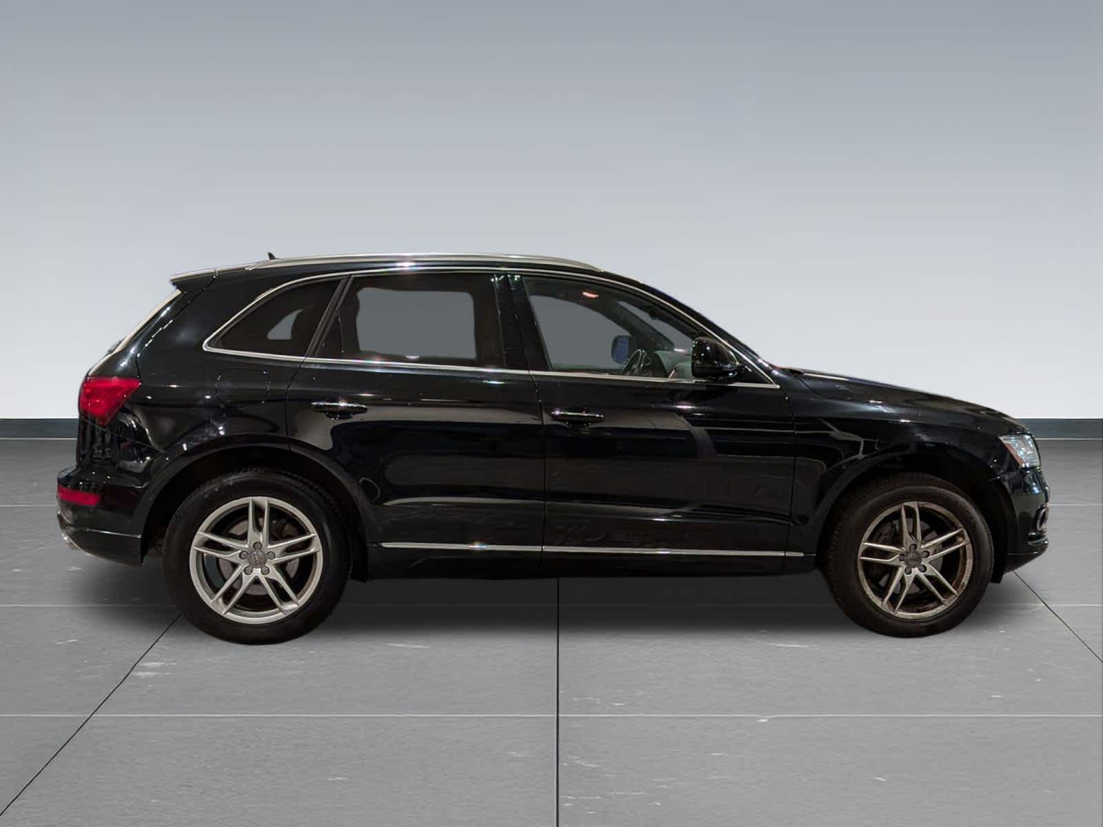 Thumbnail: 2015 Audi Q5 - 7