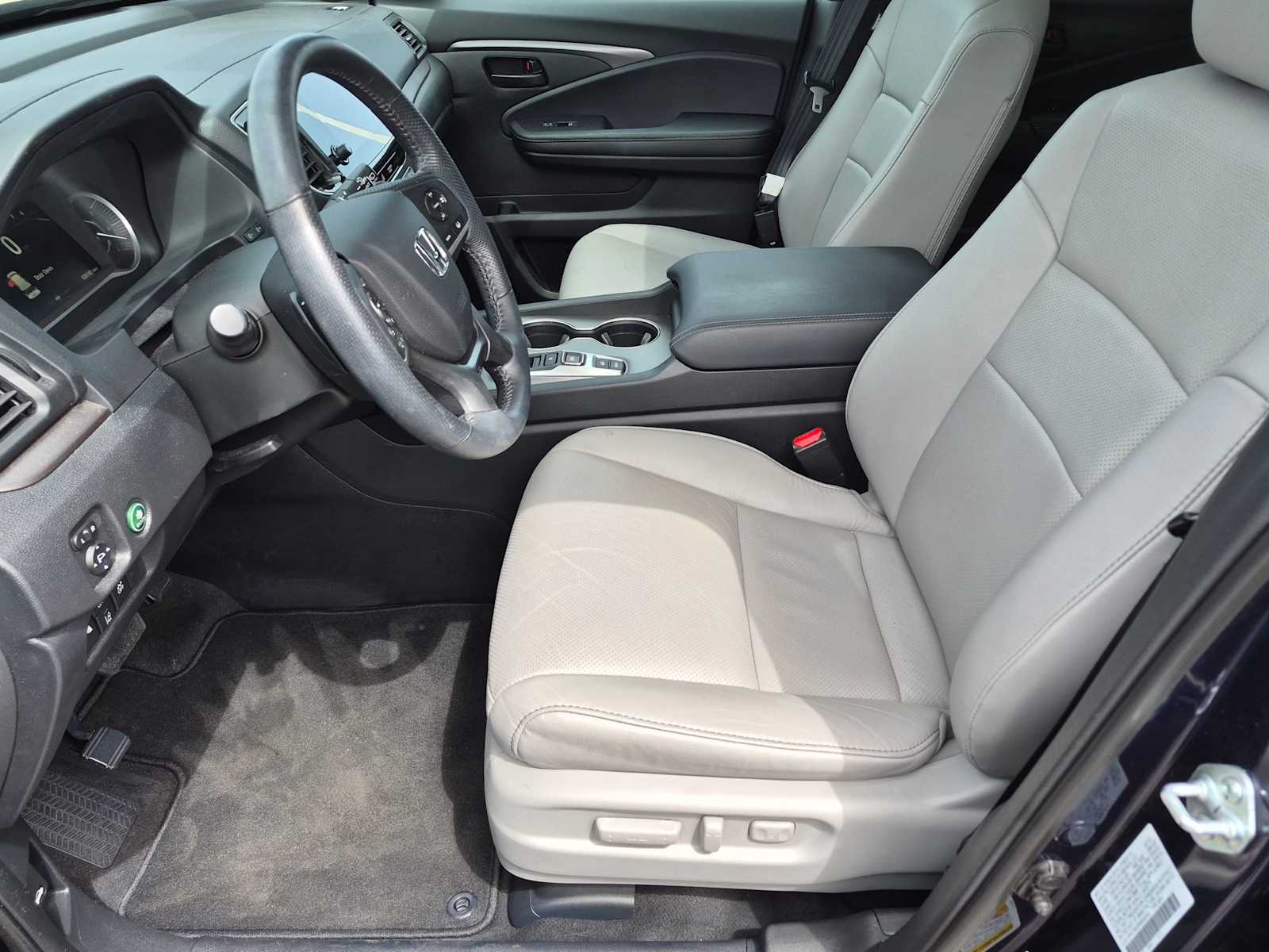 Thumbnail: 2024 Honda Passport - 14