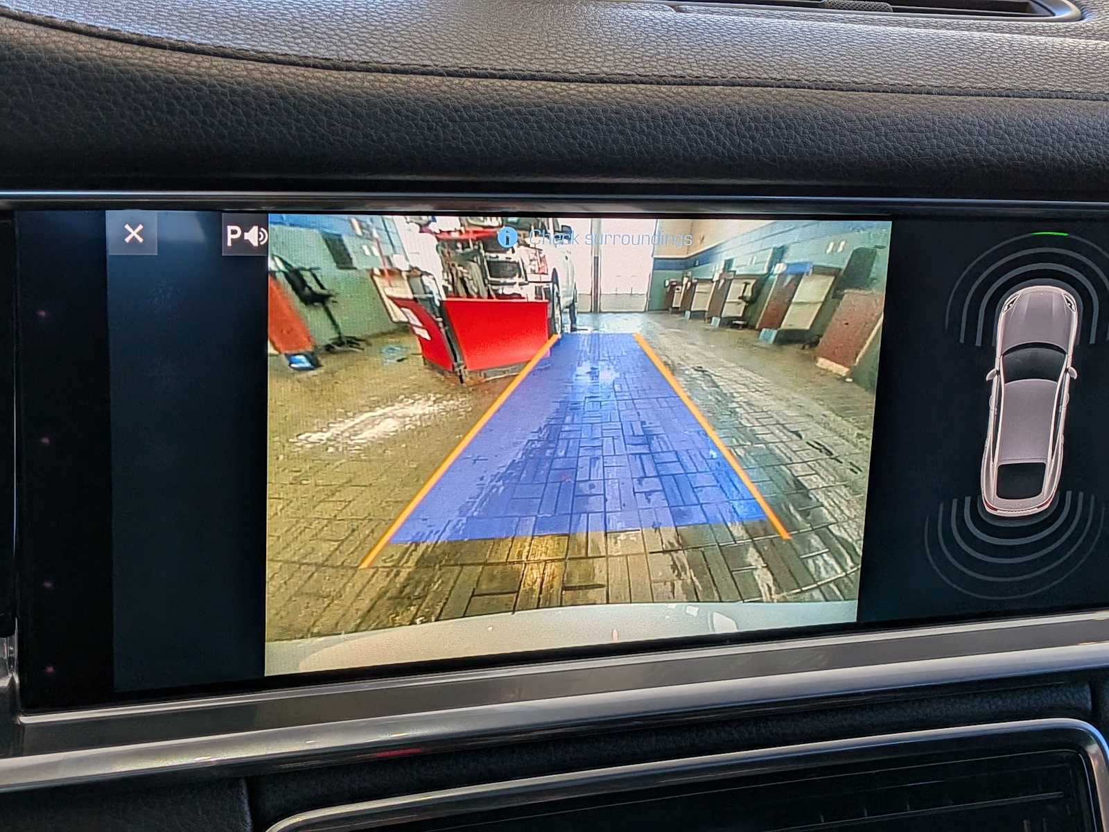 Thumbnail: 2017 Porsche Panamera - 29