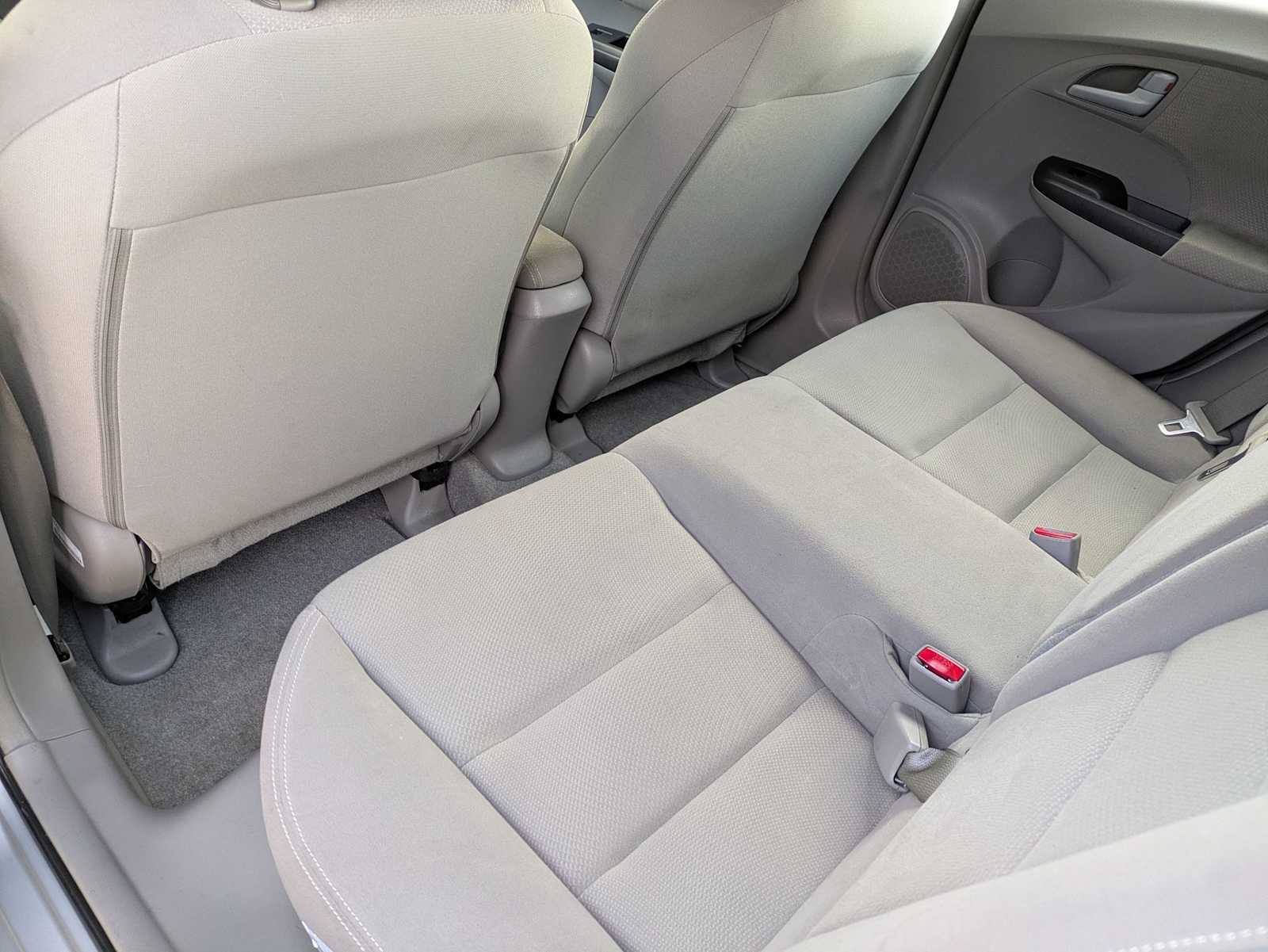 Thumbnail: 2013 Honda Insight - 16