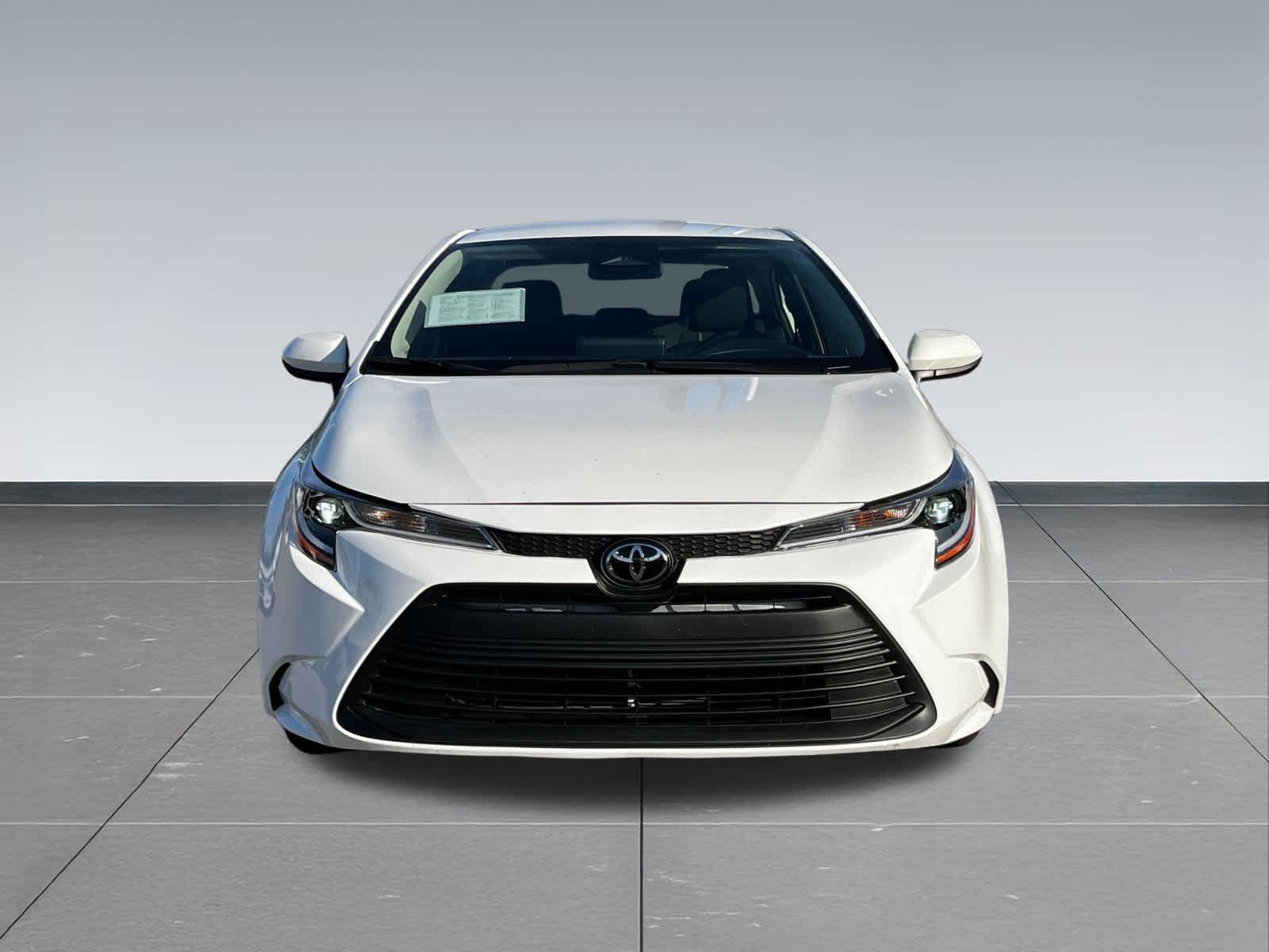 Thumbnail: 2023 Toyota Corolla - 9