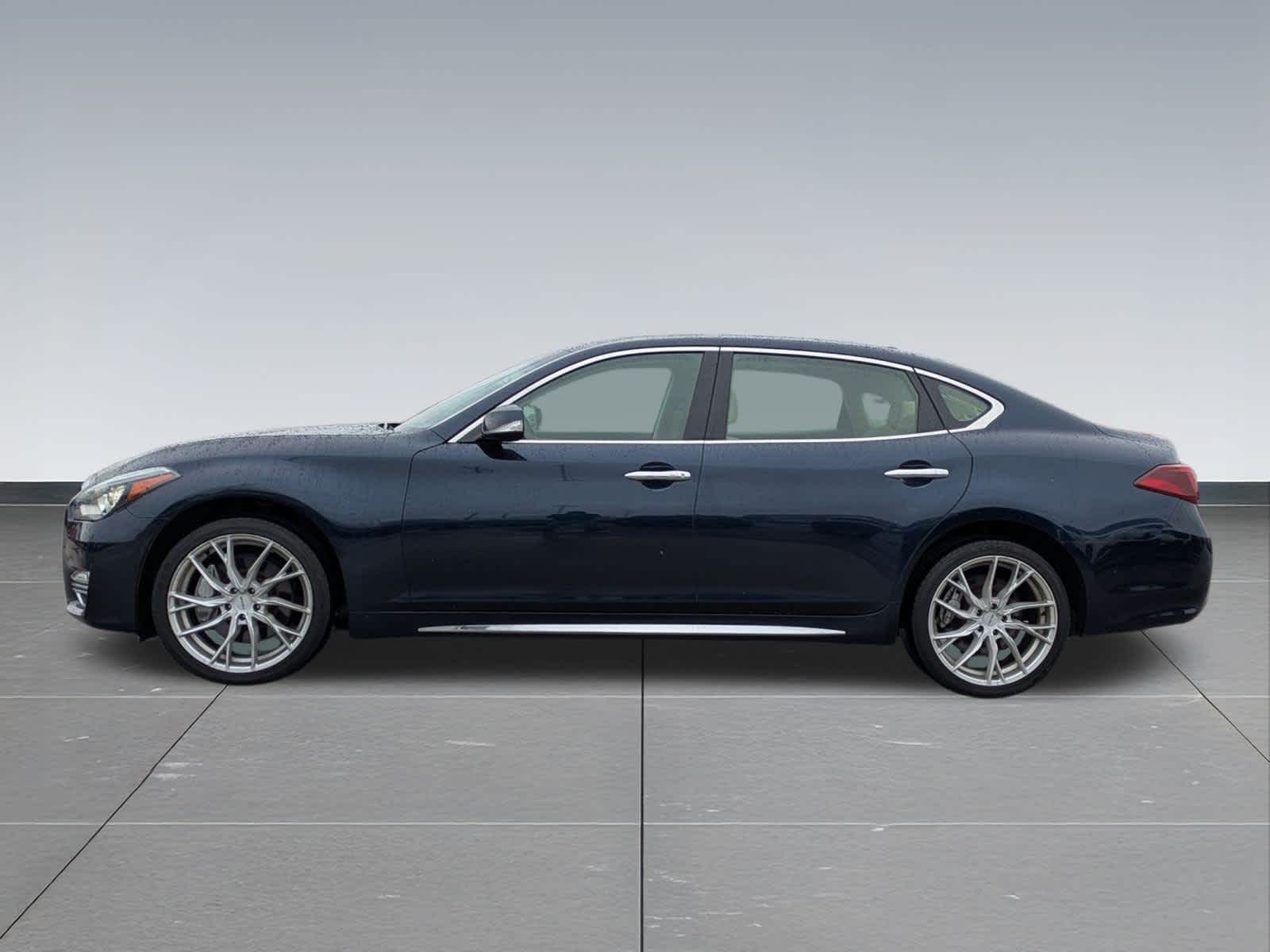 Thumbnail: 2016 INFINITI Q70 - 3