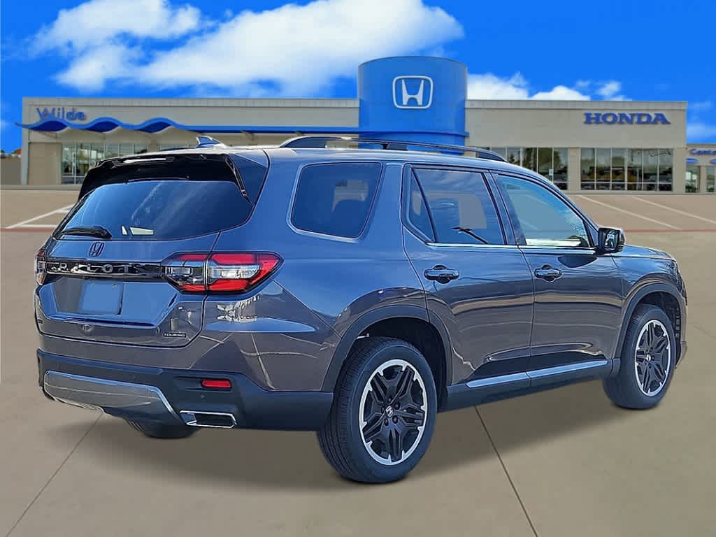 Thumbnail: 2026 Honda Pilot - 4
