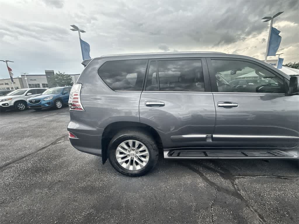 Thumbnail: 2016 Lexus GX - 6