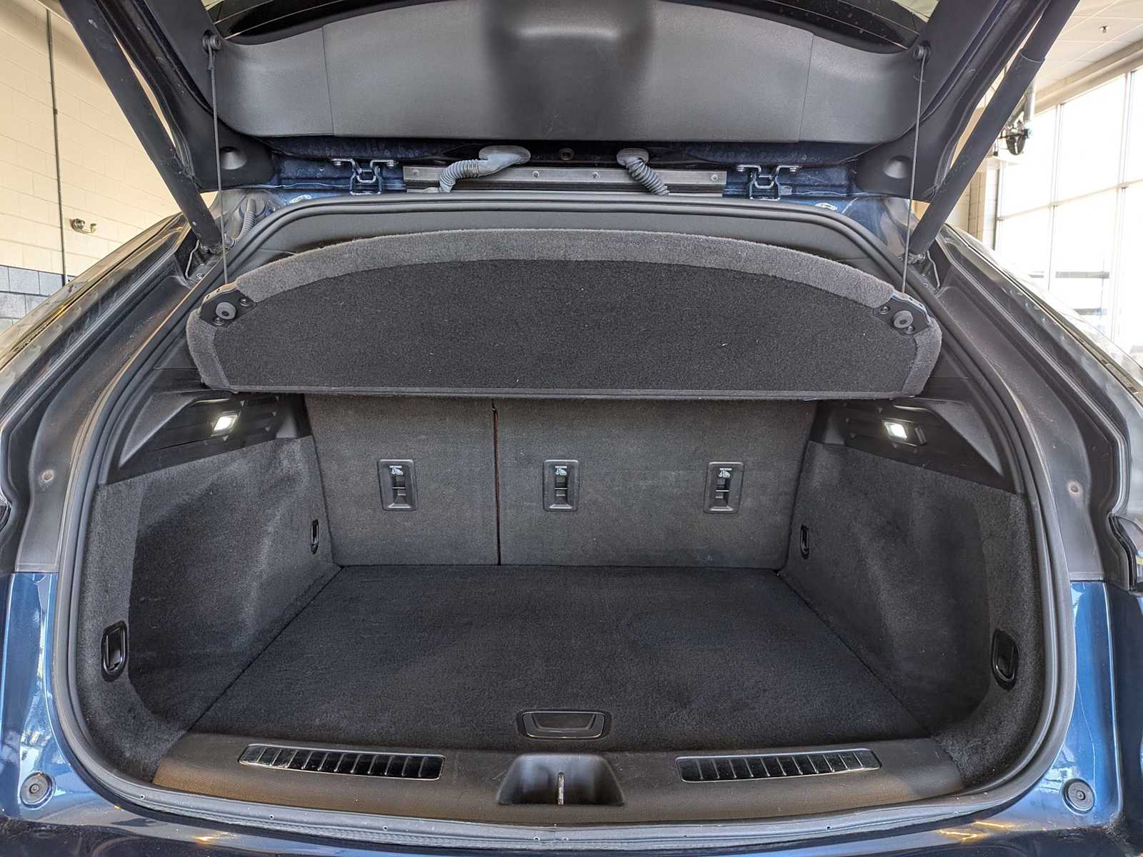 Thumbnail: 2019 Cadillac XT4 - 30