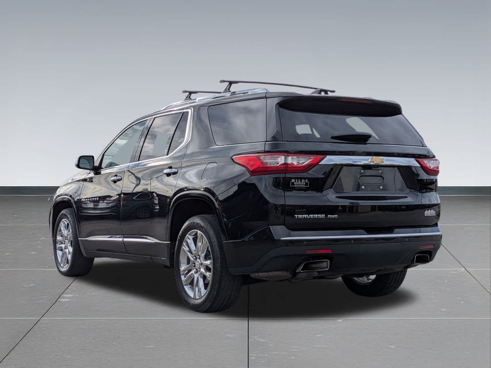 Thumbnail: 2019 Chevrolet Traverse - 4
