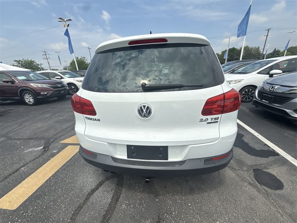 Thumbnail: 2014 Volkswagen Tiguan - 5