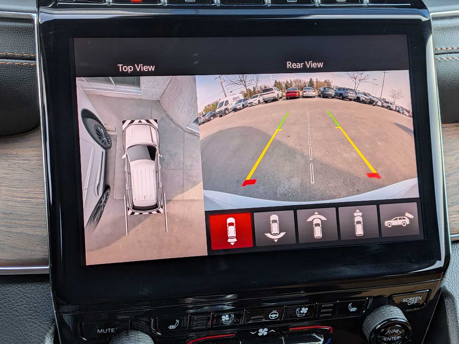 Thumbnail: 2025 Jeep Grand Cherokee - 31