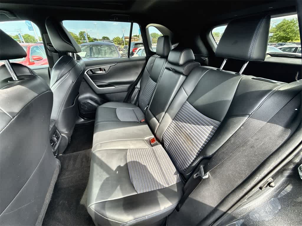 Thumbnail: 2021 Toyota RAV4 - 19