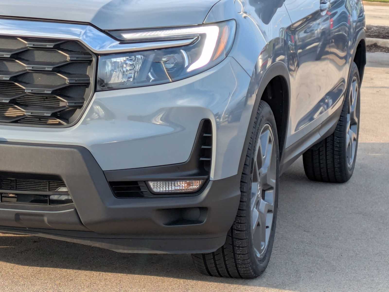 Thumbnail: 2023 Honda Passport - 10