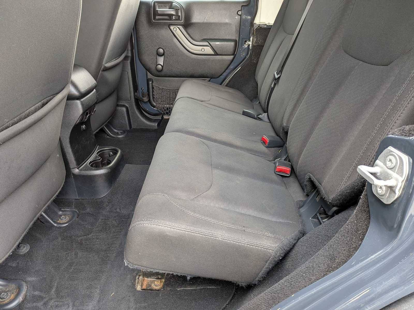 Thumbnail: 2017 Jeep Wrangler - 14