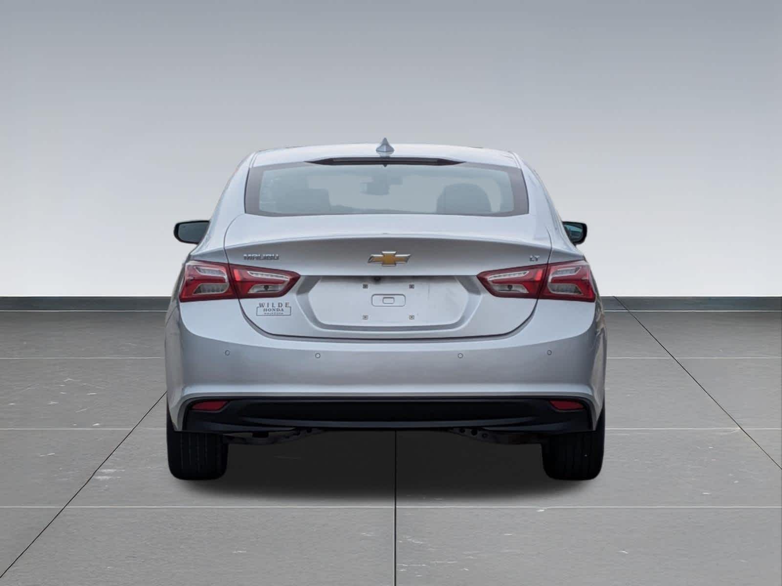 Thumbnail: 2020 Chevrolet Malibu - 4