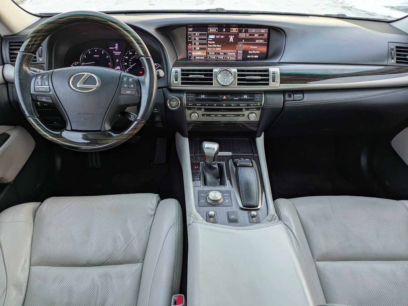 Thumbnail: 2015 Lexus LS - 14