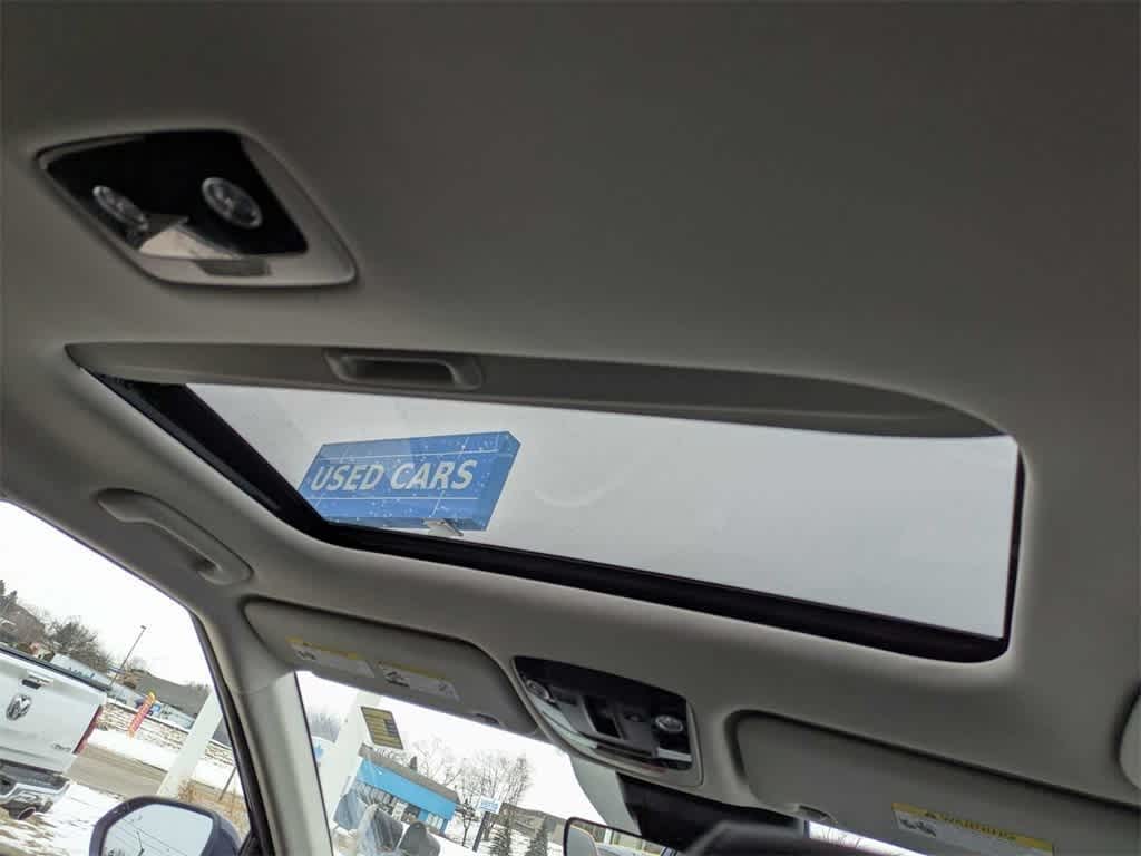 Thumbnail: 2023 Kia Seltos - 21