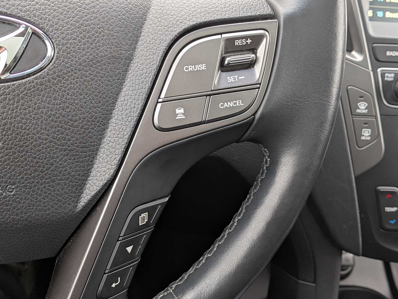 Thumbnail: 2017 Hyundai Santa Fe - 23