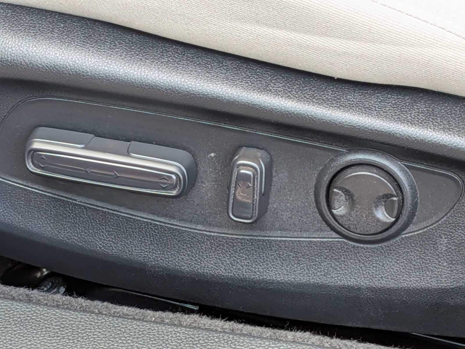 Thumbnail: 2023 Honda Accord - 16